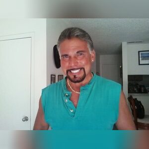 talk2dav, online dating profile photo