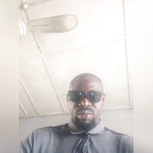 uchegeor, online dating profile photo