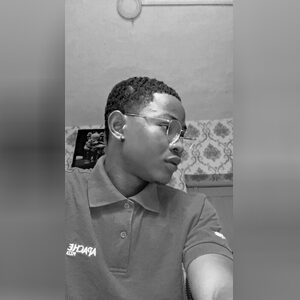 oluwath1, online dating profile photo