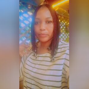 kissessa, online dating profile photo