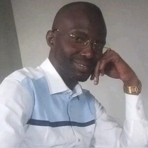 amazi, online dating profile photo