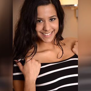 emilynig, online dating profile photo