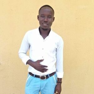 toju4sky, online dating profile photo