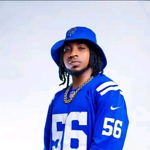 washimad, online dating profile photo