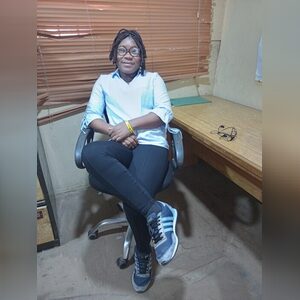 ejiro19, online dating profile photo