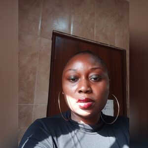 lolarrr, online dating profile photo