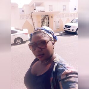 obusola, online dating profile photo