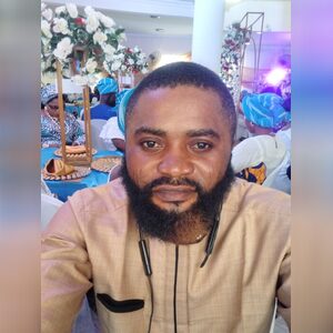 yemifemi, online dating profile photo