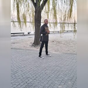 ngman208, online dating profile photo