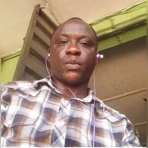 adoye, online dating profile photo