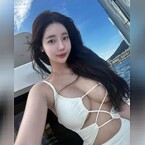 mini0, online dating photo