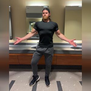 g9530, online dating profile photo