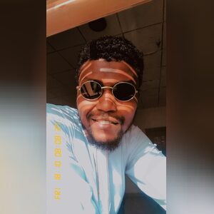 issaadam, online dating profile photo