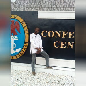 oamag02, online dating profile photo