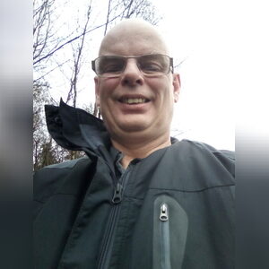 bchad, online dating profile photo