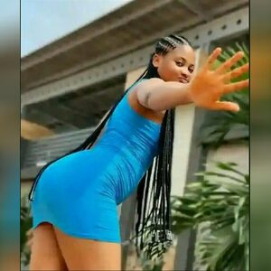 lchioma, online dating profile photo