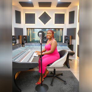 queenzy, online dating profile photo