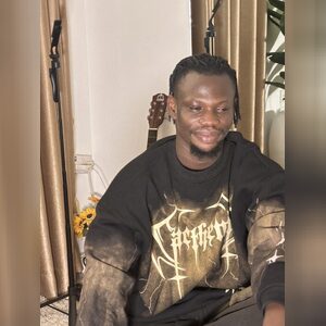 hollowas, online dating profile photo