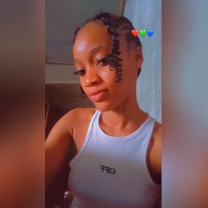 uloebube, online dating profile photo