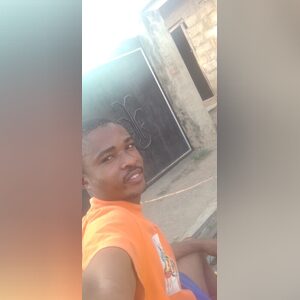 tayofolo, online dating profile photo