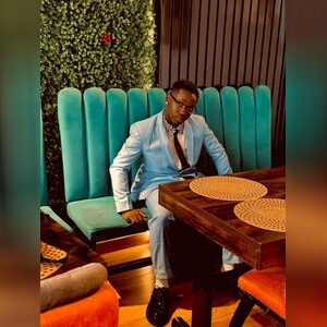 abesonda, online dating profile photo