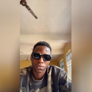 ksamue10, online dating profile photo