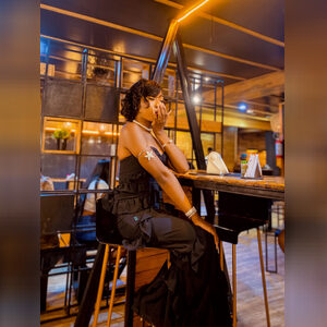 fredaera, online dating profile photo