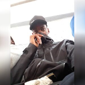 iamijere, online dating profile photo