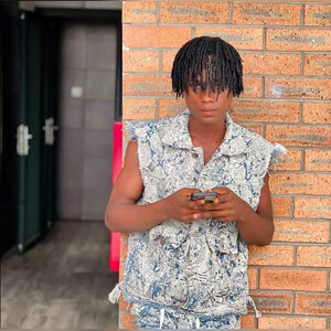 mciyee9, online dating profile photo