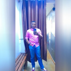 4labi, online dating profile photo