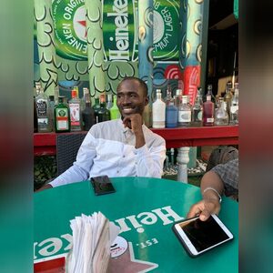 olaokema, online dating profile photo