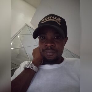 judagold, online dating profile photo