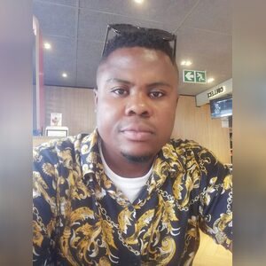 yonngb, online dating profile photo