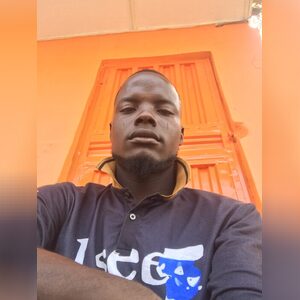 taiwojim, online dating profile photo