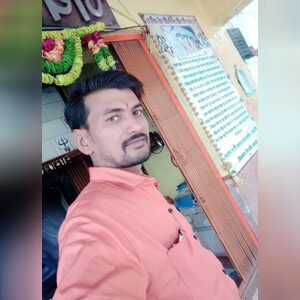 lramp, online dating profile photo