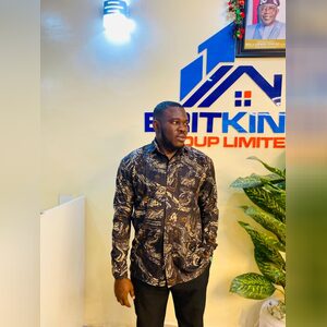 collinch, online dating profile photo