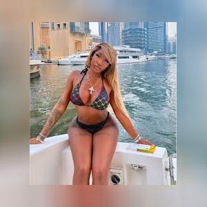 baddie_xxv, online dating profile photo