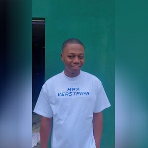 sirpee., online dating profile photo