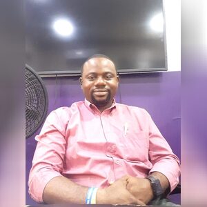 vic_cares, online dating profile photo