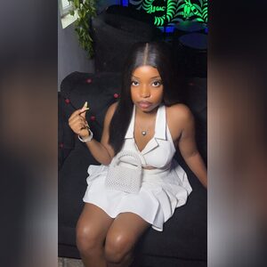 onyinyep, online dating profile photo