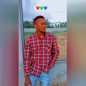 ilemobol, online dating profile photo