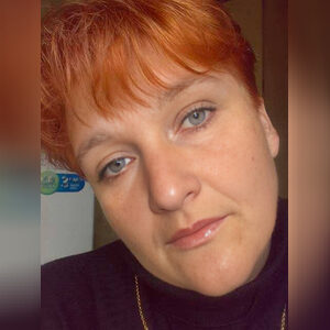 natali, online dating profile photo