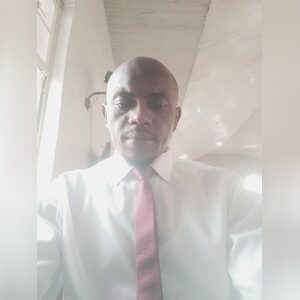 be...real, online dating profile photo