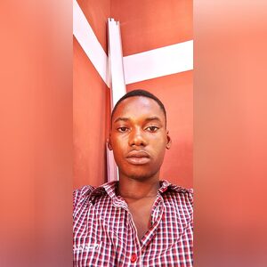 enanen, online dating profile photo