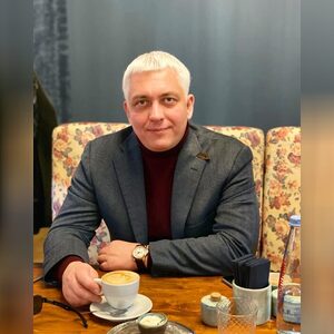 laurent, online dating profile photo