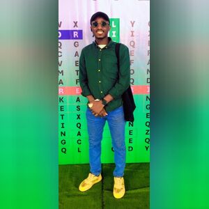 dave_., online dating profile photo