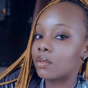 _j1, online dating profile photo