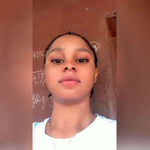 lilac, online dating profile photo