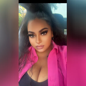 leilaa, online dating profile photo