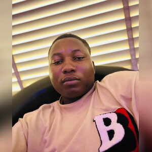 daratobi, online dating profile photo